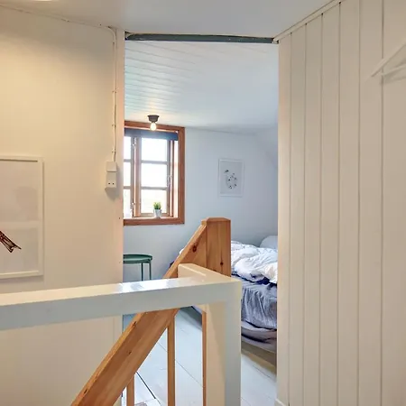 Charmerende Fiskerhus I Aarsdale Dom wakacyjny Svaneke