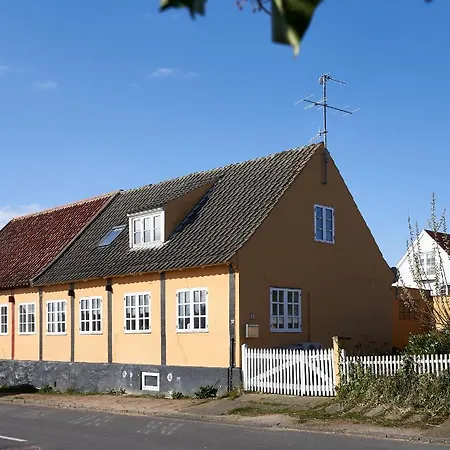 Dom wakacyjny Charmerende Fiskerhus I Aarsdale Svaneke