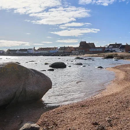 Charmerende Fiskerhus I Aarsdale Svaneke
